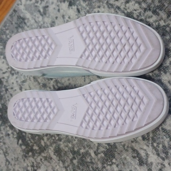 Old school stacked vans - Picture 9 of 12